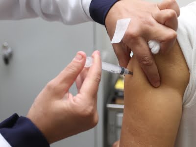 Jacareí segue com vacinação contra a Covid-19 na primeira semana de janeiro de 2022