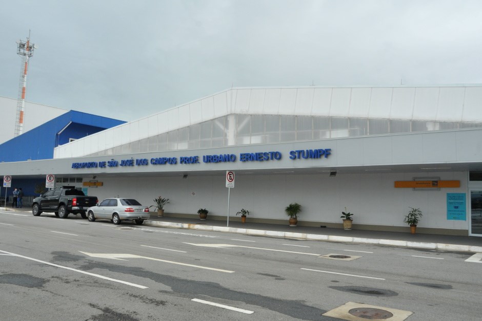 Estudos para concessão do aeroporto de São José dos Campos estão concluídos, explica secretário 