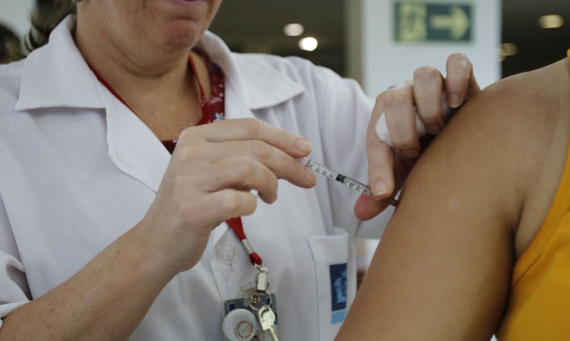 Prefeitura de São José inicia vacinação do Sarampo e nova etapa da influenza