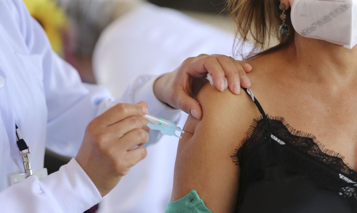 Brasil registra mais de 500 mil mortos por Covid-19