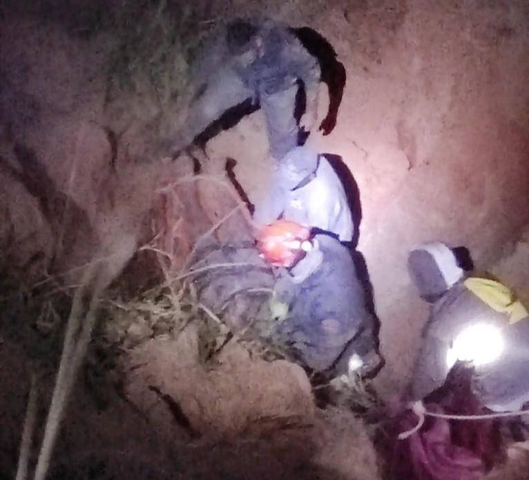 Pescador é regatado após cair em ribanceira na zona rural de Areias