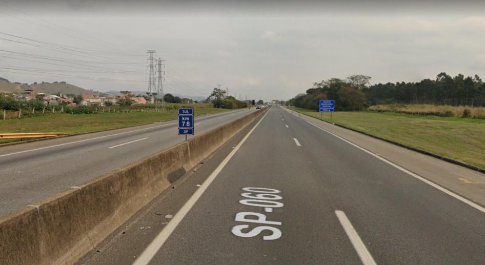 Ciclista morre após ser atropelada na Dutra em Roseira