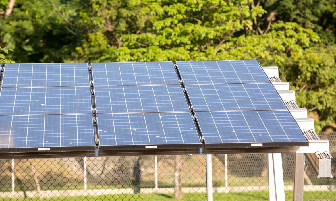 Uma empresa se mostrou interessada no edital para usina fotovoltaica, revela Felicio Ramuth 