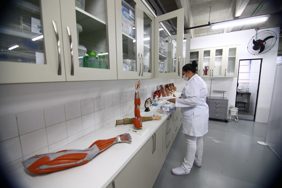 Fundhas abre 360 vagas para curso de Cuidador de Idosos