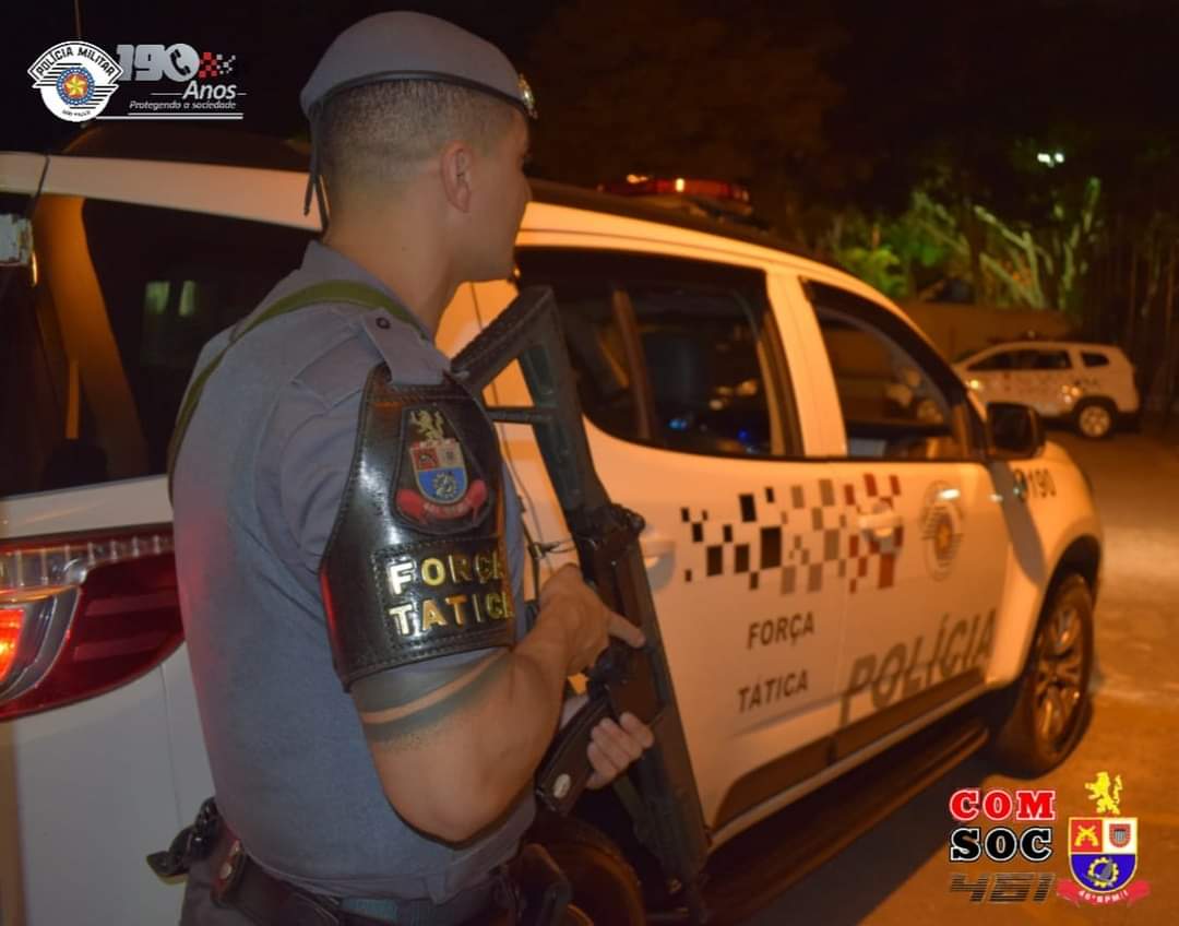 policiais militares