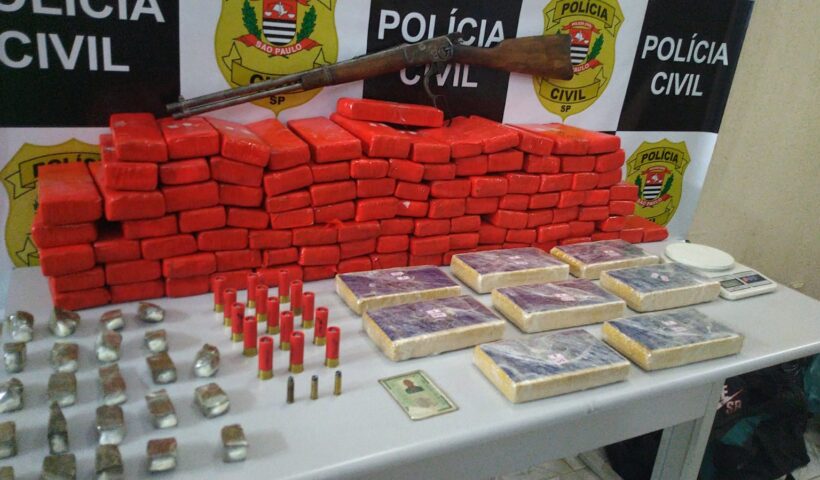 lorena apreensão 102 tijolos de maconha