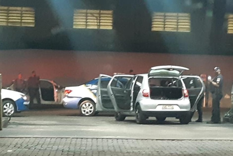 GCM prende suspeitos de incendiarem carros do DFPM