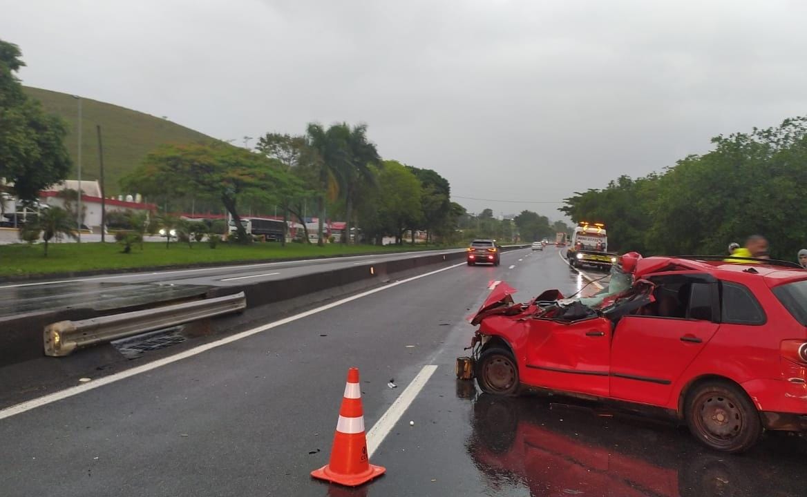 colisão dutra queluz