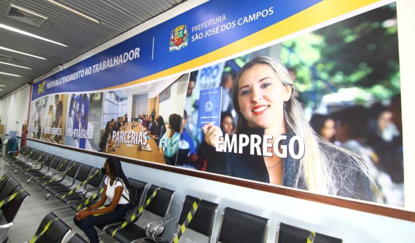 PAT oferece 75 vagas de telemarketing para pessoas com deficiência