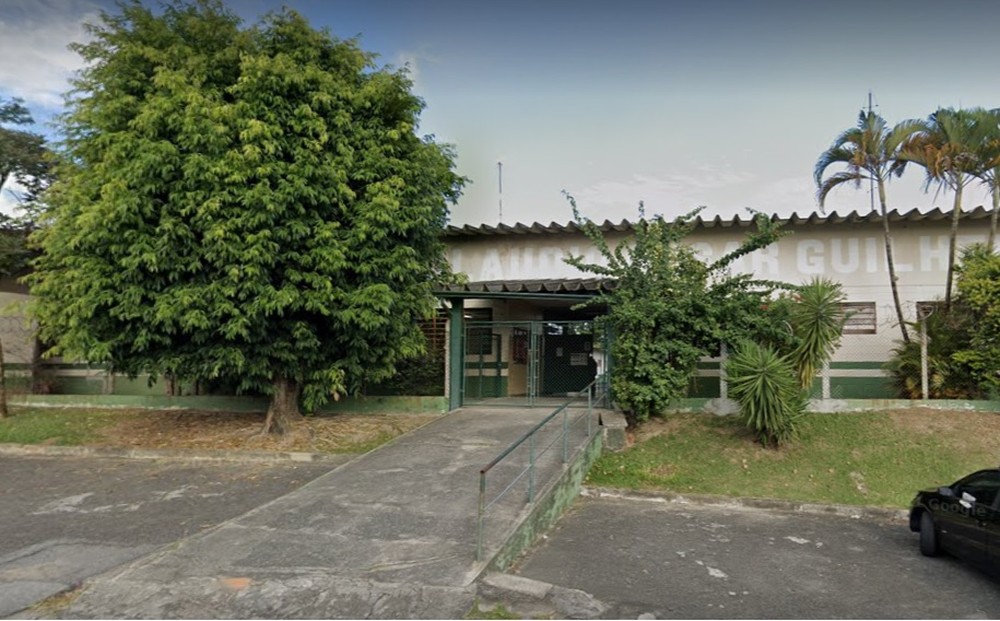 canivete adolescente ferido escola