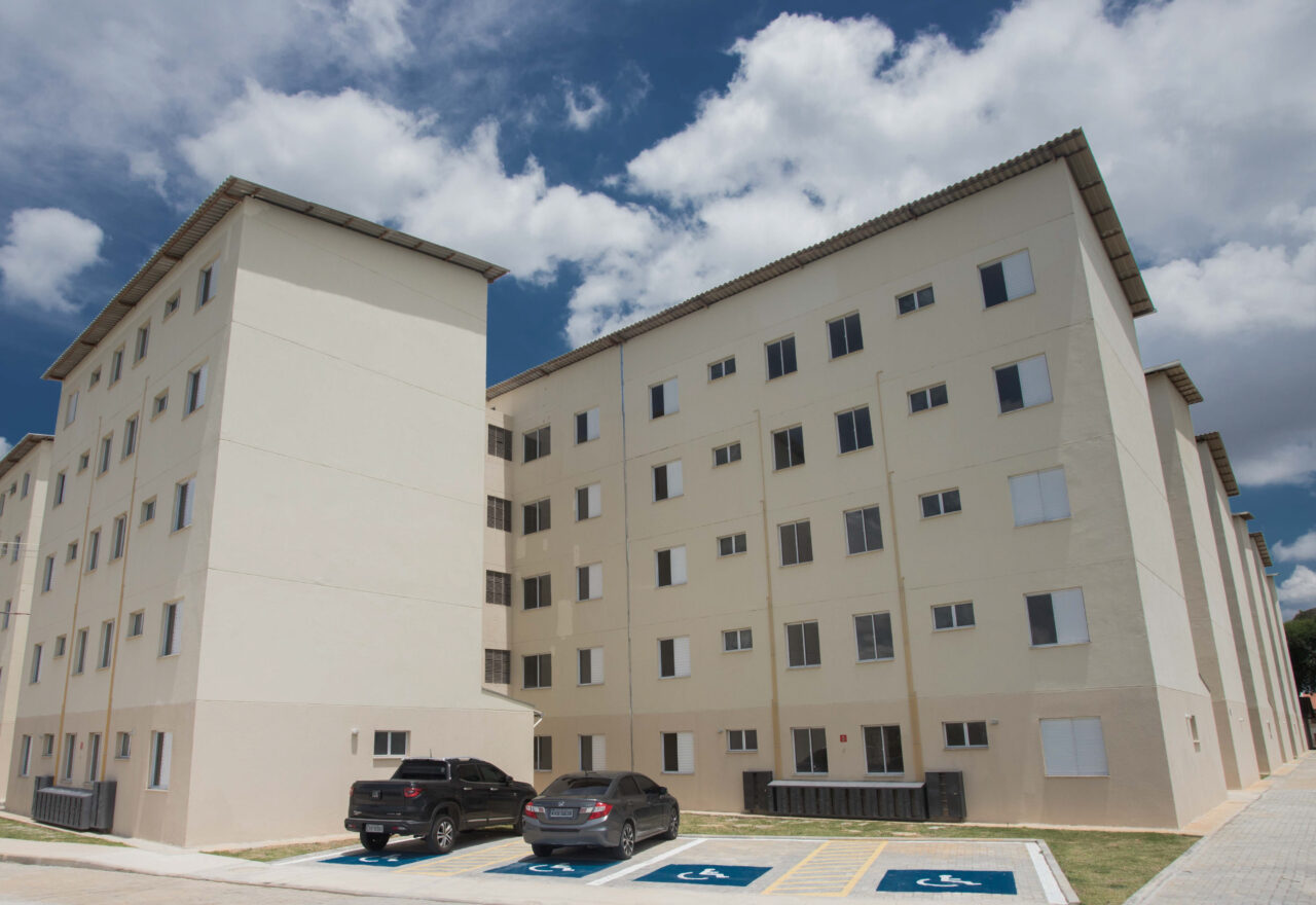 conjunto habitacional cruzeiro mulher morta