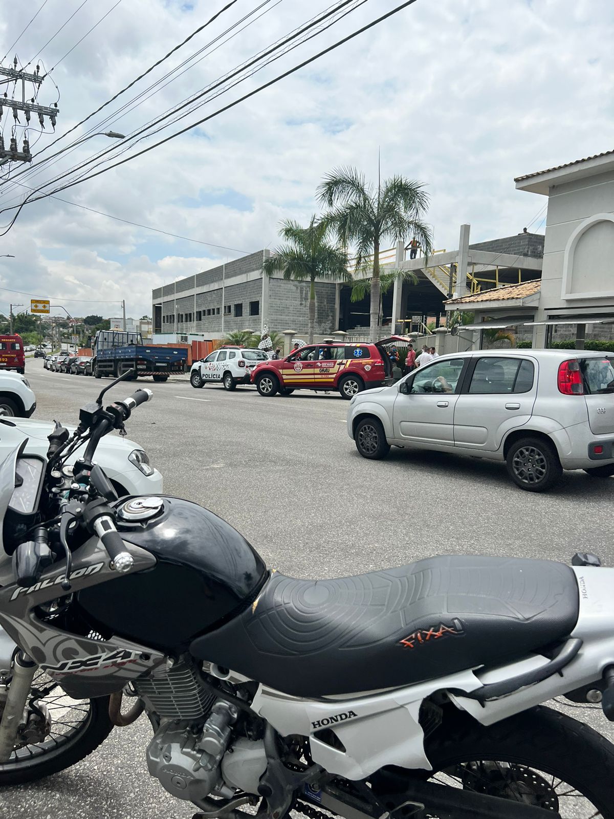 acidente urbanova motociclista