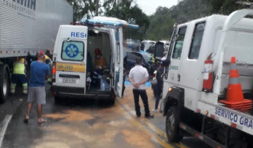 Acidente km 74 Tamoios