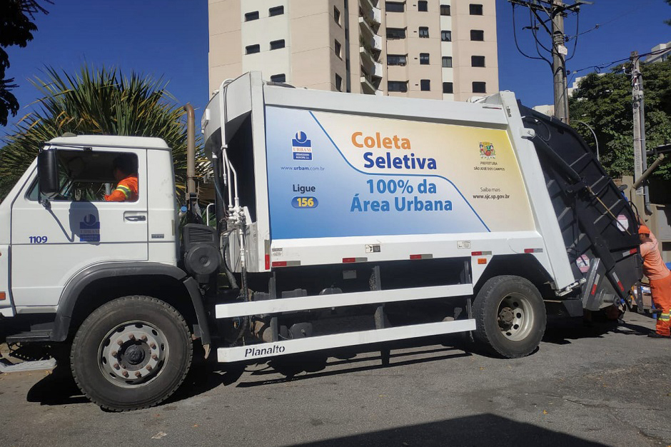 Serviços de coleta da Urbam serão retomados nesta segunda-feira (3)