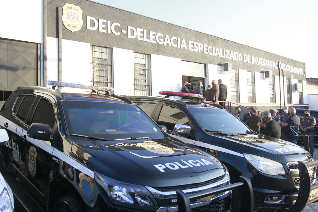 DEIC de Taubaté apreende mais de 15 kg de drogas em Pinda