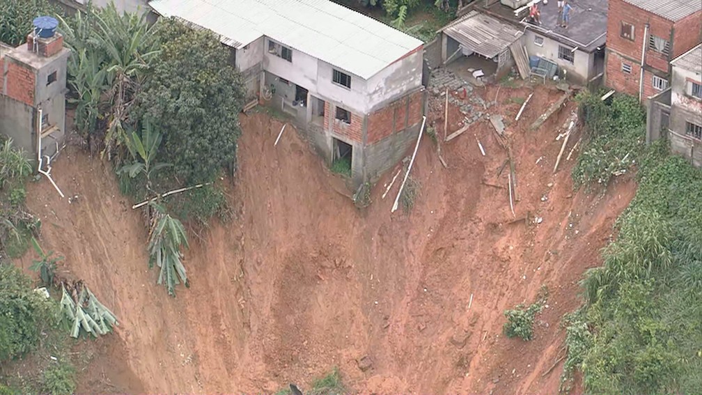 chuvas causam desastres em 10 municípios de São Paulo
