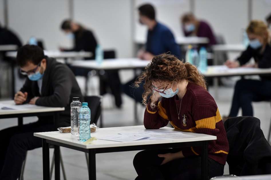 Enem 2021 terá a segunda reaplicação de prova neste domingo (16)
