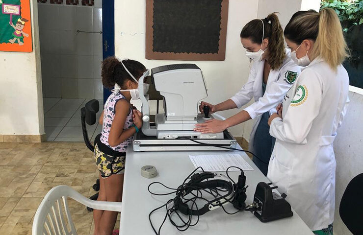 Unitau promove mutirão oftalmológico na zona rural de Taubaté