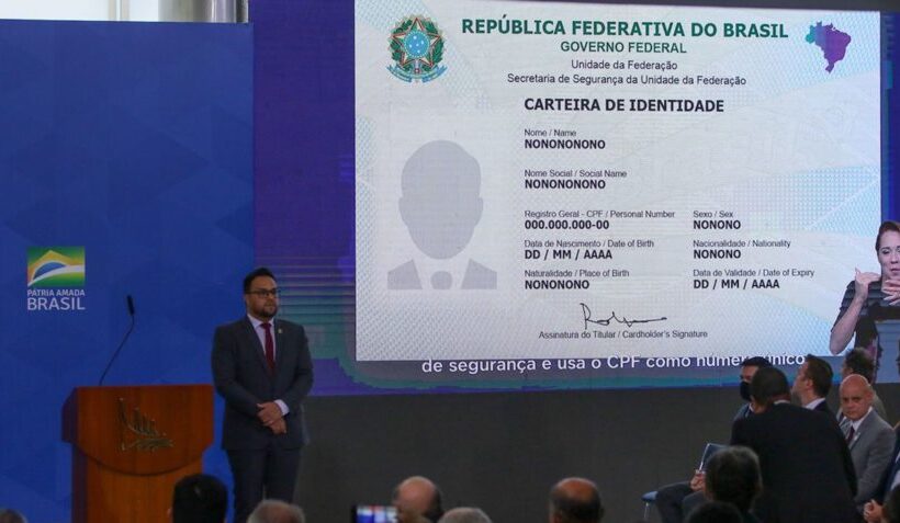 Governo lança nova Carteira Nacional de Identidade... Leia mais no texto original: (https://www.poder360.com.br/governo/governo-lanca-nova-carteira-nacional-de-identidade/) © 2022 Todos os direitos são reservados ao Poder360, conforme a Lei nº 9.610/98. A publicação, redistribuição, transmissão e reescrita sem autorização prévia são proibidas.