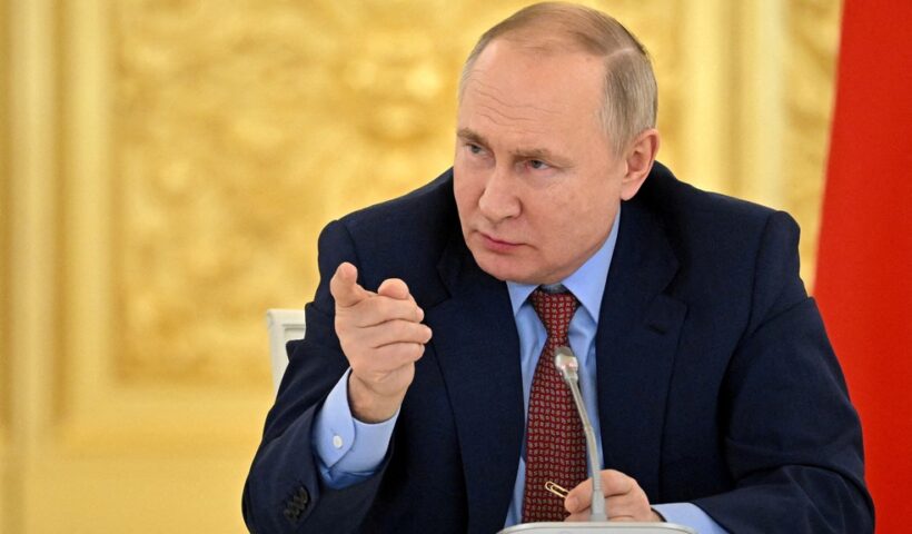 Putin pede armas nucleares em alerta