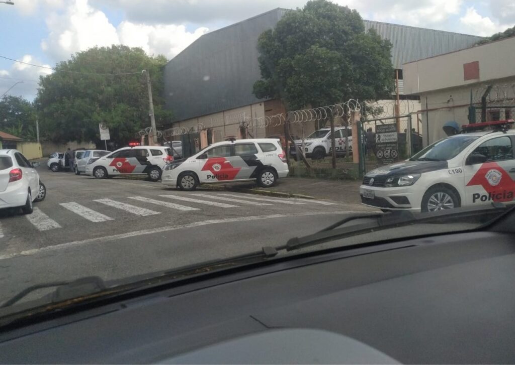 homem preso escola taubaté