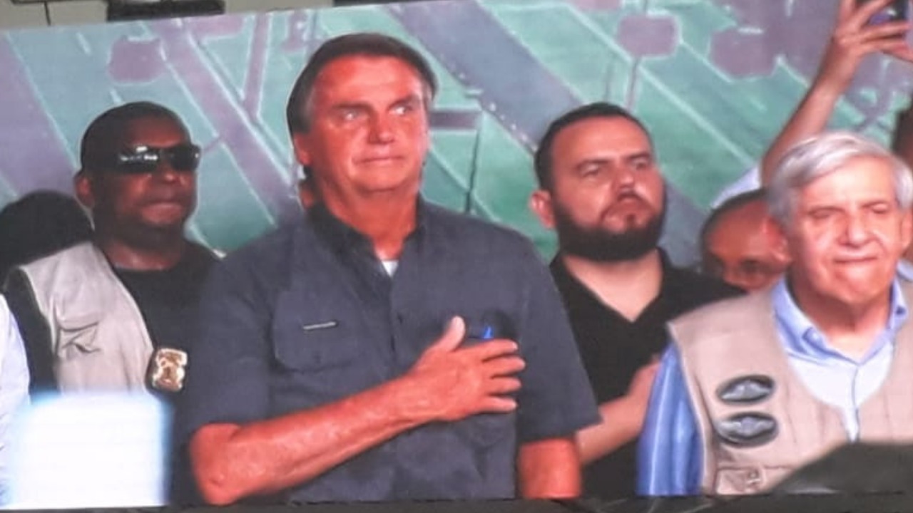 Bolsonaro diz que sua gestão salvou a economia e inúmeras vidas
