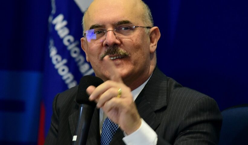 Comissão do Senado ouve na semana que vem ministro da Educação