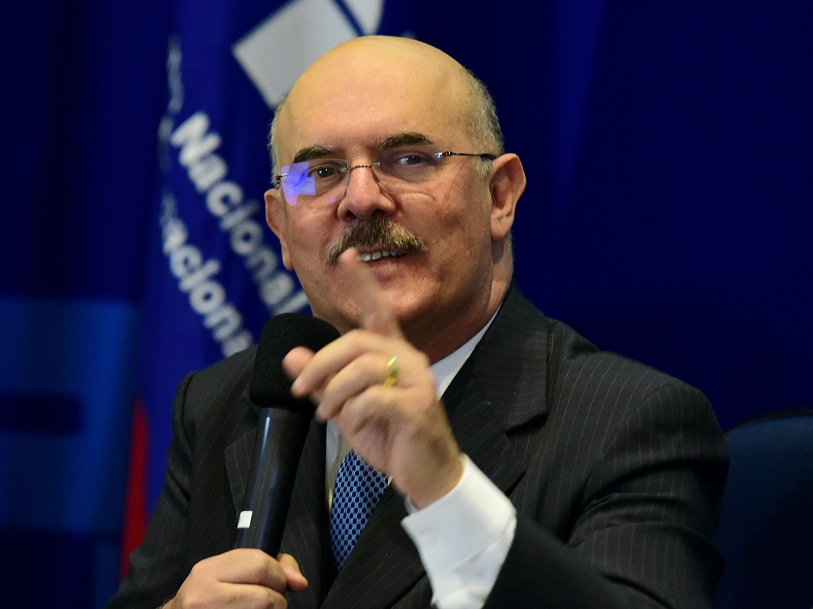 Comissão do Senado ouve na semana que vem ministro da Educação