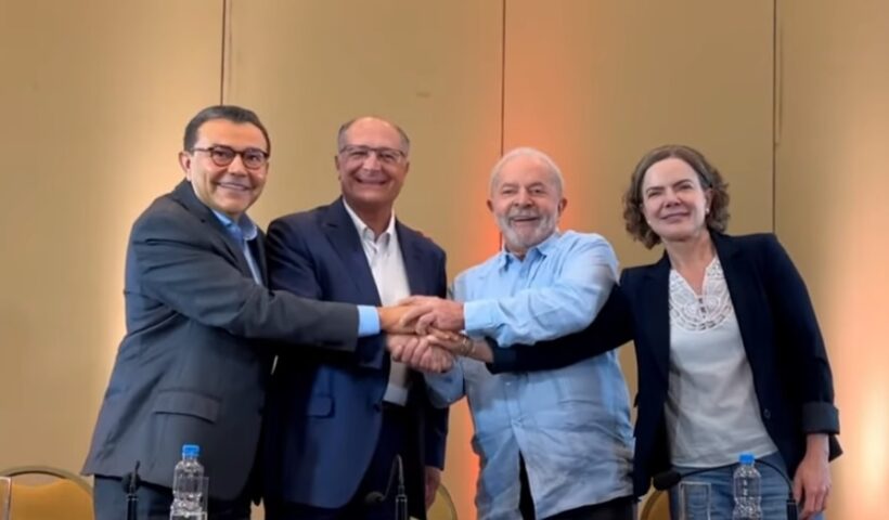 PSB oficializa Alckmin como pré-candidato a vice de Lula