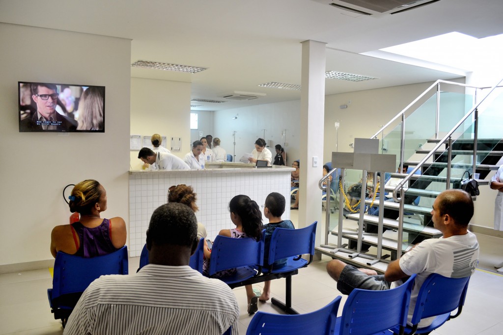 Atendimento ambulatorial para procedimentos gerais e consultas voltam a crescer após pico de covid