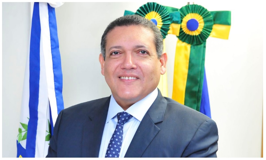 Vereadores de São José aprovam moção de repúdio a pedido de ministro do STF