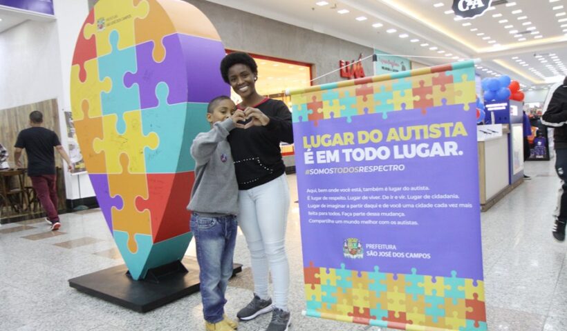 Conscientização sobre o Autismo é destaque em Shopping de São José