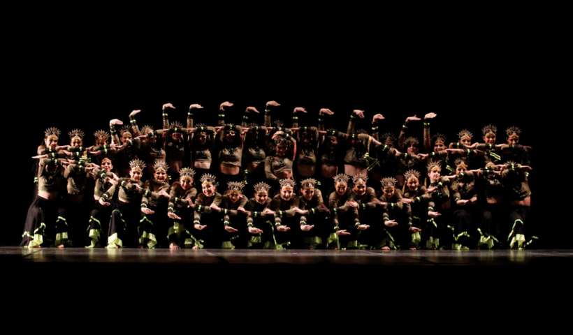 Apresentação de grupo de dança, para lçembrar que a FCCR abriu inscrições para projetos culturais