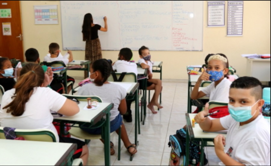 Jacareí retoma uso obrigatório de máscaras em escolas e prédios públicos