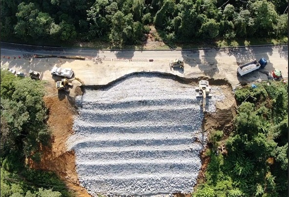 CCR RioSP libera obra de recuperação no km 33,6 em Ubatuba