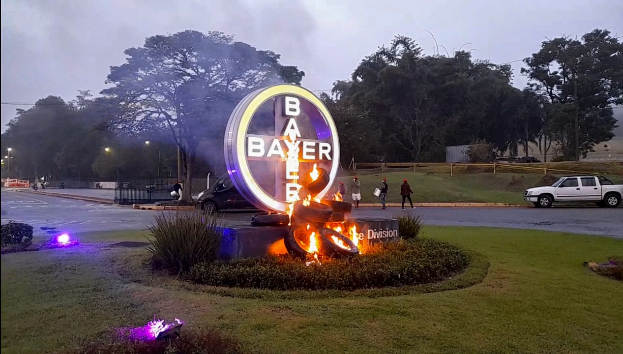 protesto na Bayer jacareí