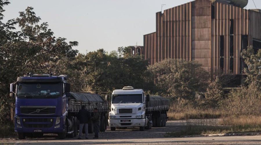caminhões impedidos de sair da MWL