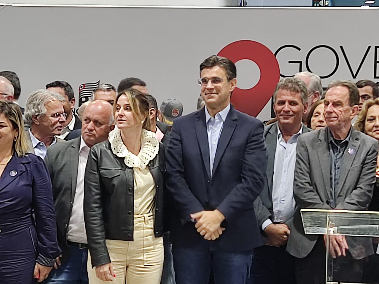 rodrigo garcia em evento em sjc