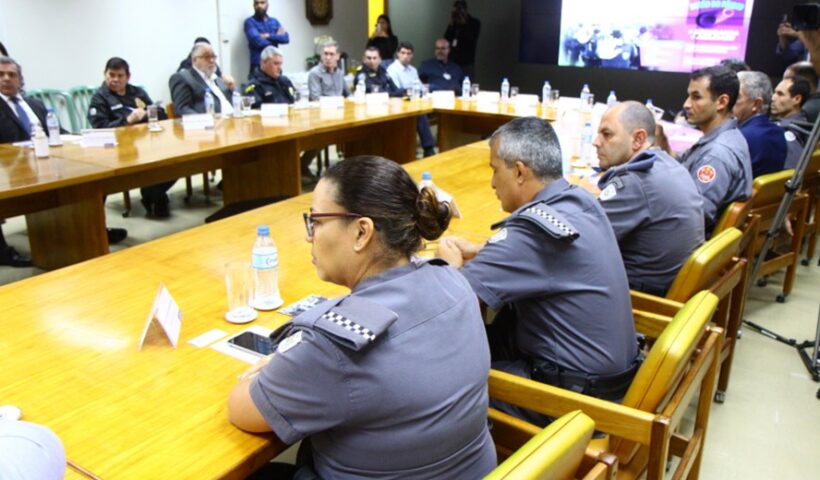 Reunião do São José Unida onde foi apresentado o Botão do Pânico