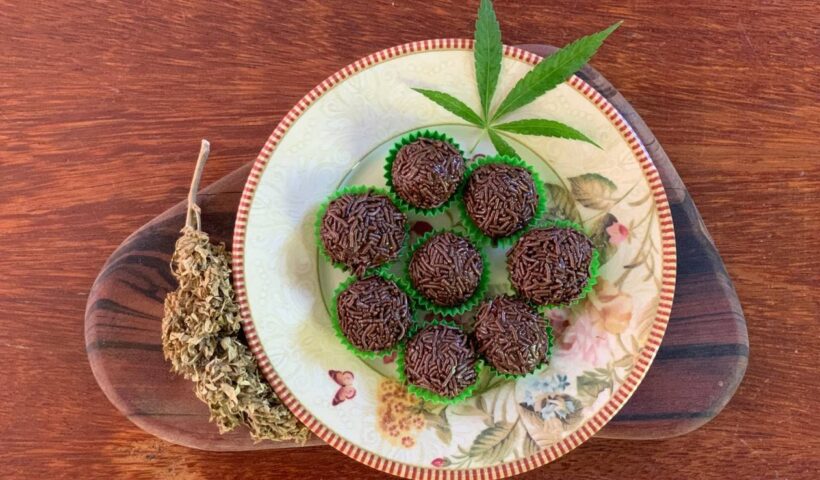 Jovem é presa por produzir e vender doces com maconha em Taubaté