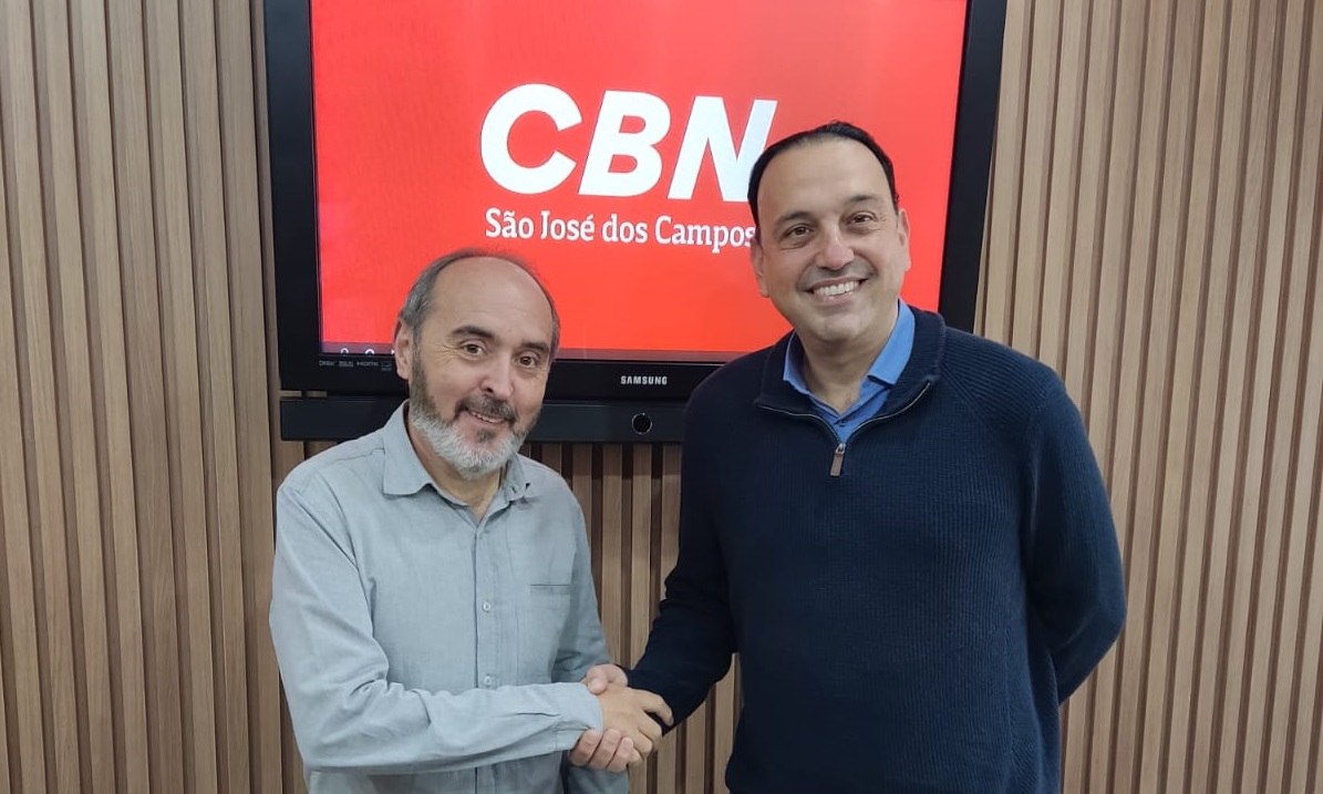 Apresentador Fenando Carlos ao lado de Felicio Ramuth que confirma conversa com Tarcísio de Freitas