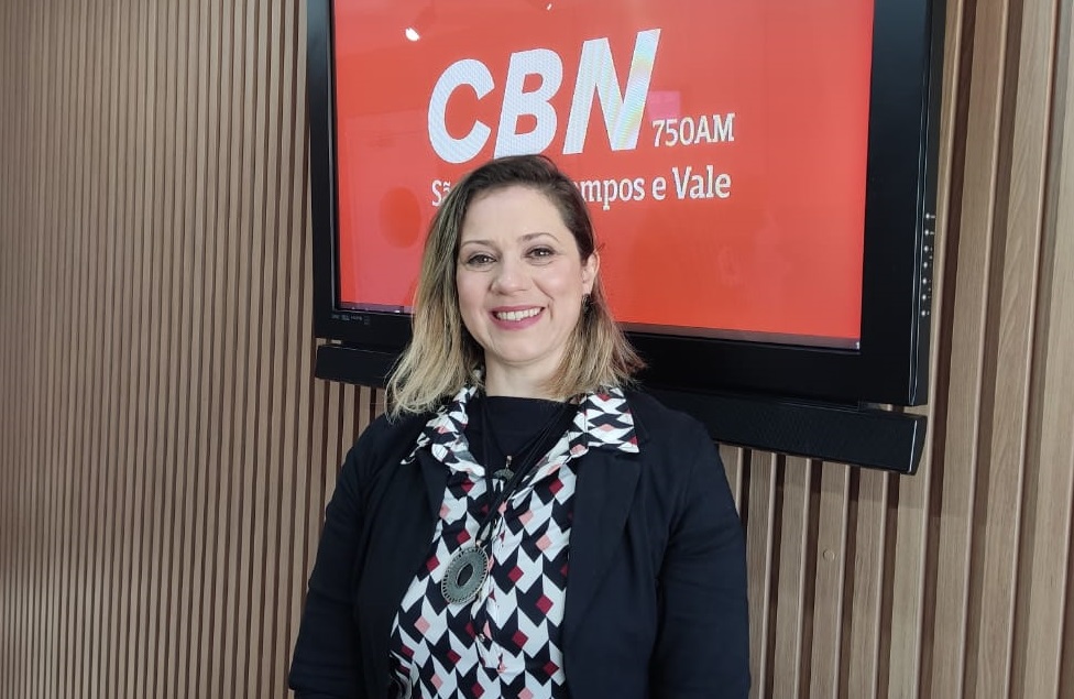 Luciana Tierno, apresentadora do Programa CBN Saúde
