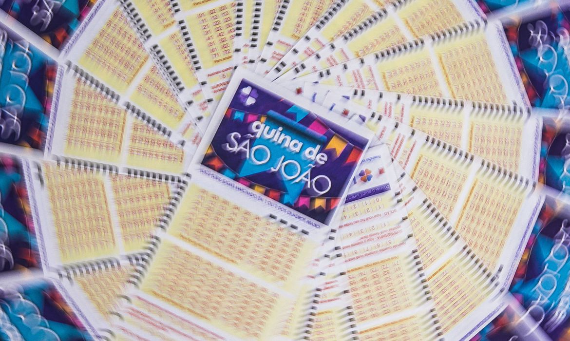 Volante especial da quina de são joão que irá sortear prêmio de 200 milhões neste sábado, dia 25 de junho