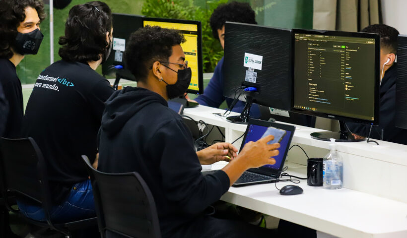 Alpha Lumen curso TI