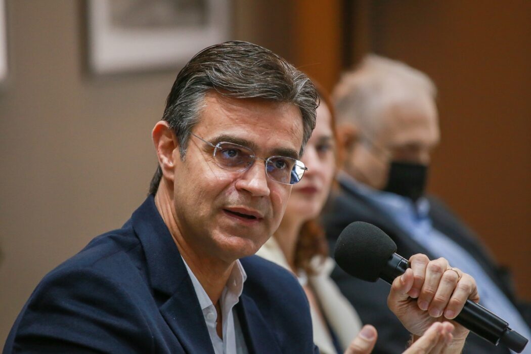 Multa de R$ 100 mil por hora e uso da força; Rodrigo Garcia anuncia medidas para conter manifestação de caminhoneiros bolsonaristas