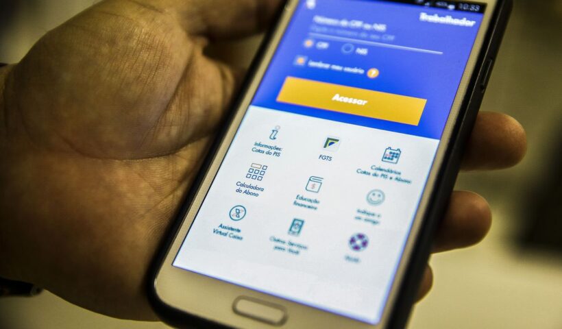 Aplicativo da Caixa para lembrar que a instituição explica como retirar o lucro do fgts