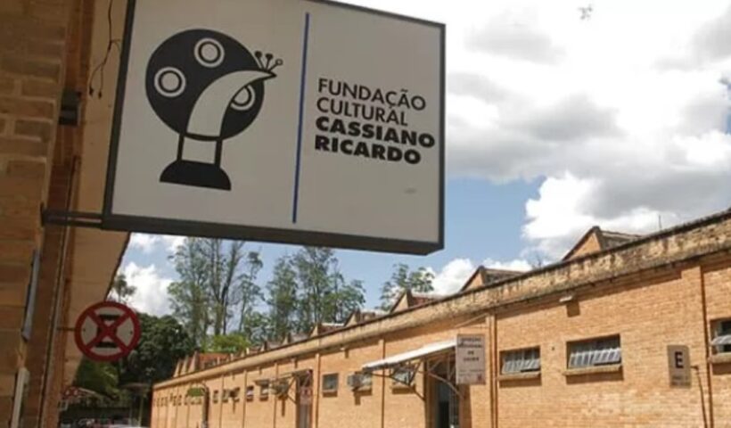 dança e sarau fccr