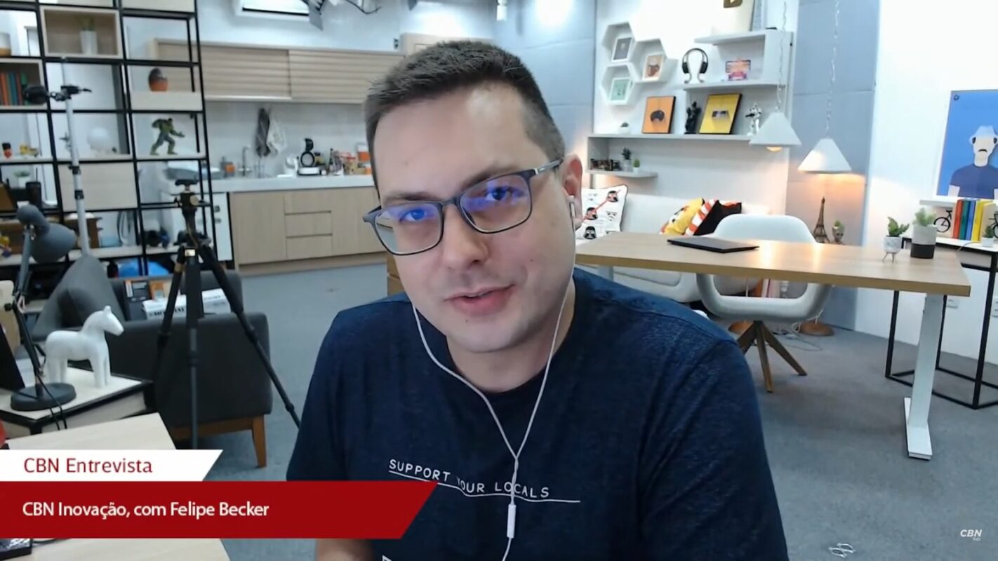 Felipe Becker por Skype, explica as diferenças entre carros elétricos e híbridos de