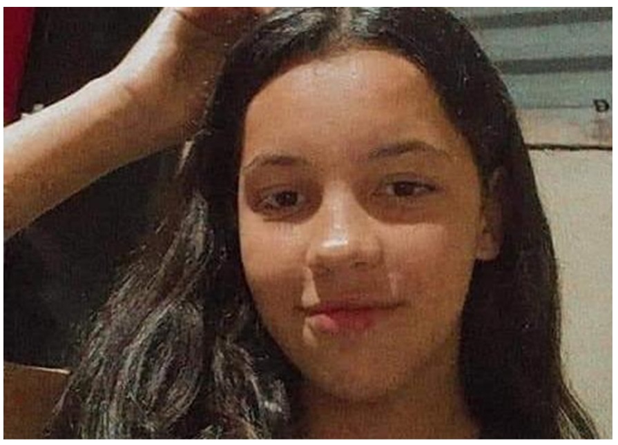 Foto de Geovana, jovem que foi assassinada pelo pai, cujo irmão suspeito de ajudar a esconder seu corpo, foi solto pela polícia
