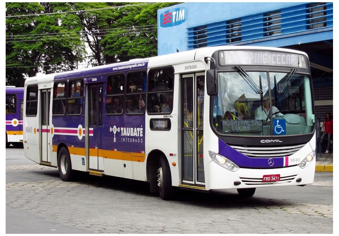 Ônibus municipal de Taubaté que agora terá faixa preferencial